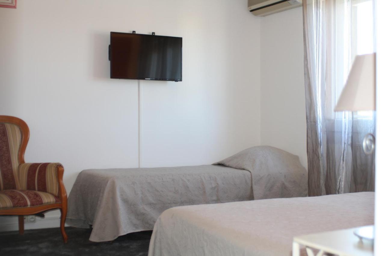 Logis Hotel Du Midi 살롱드프로방스 외부 사진